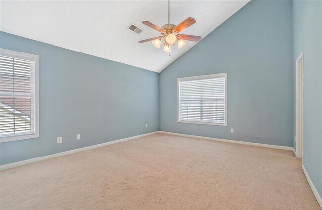 Building Photo - 375 Shadetree Ln