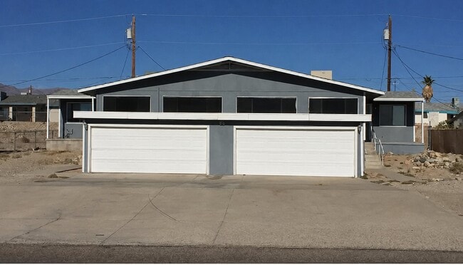 Building Photo - 1370 N Lake Havasu Ave