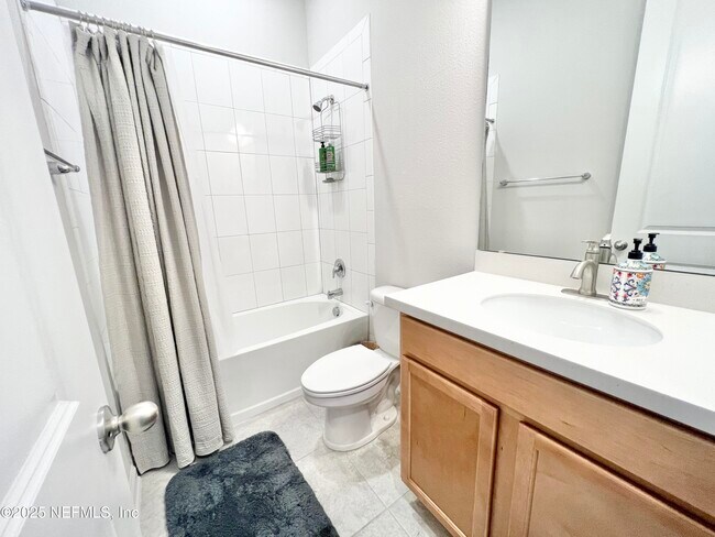 Building Photo - 453 Windley Dr
