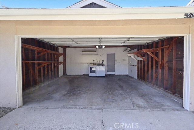 Building Photo - 2652 College