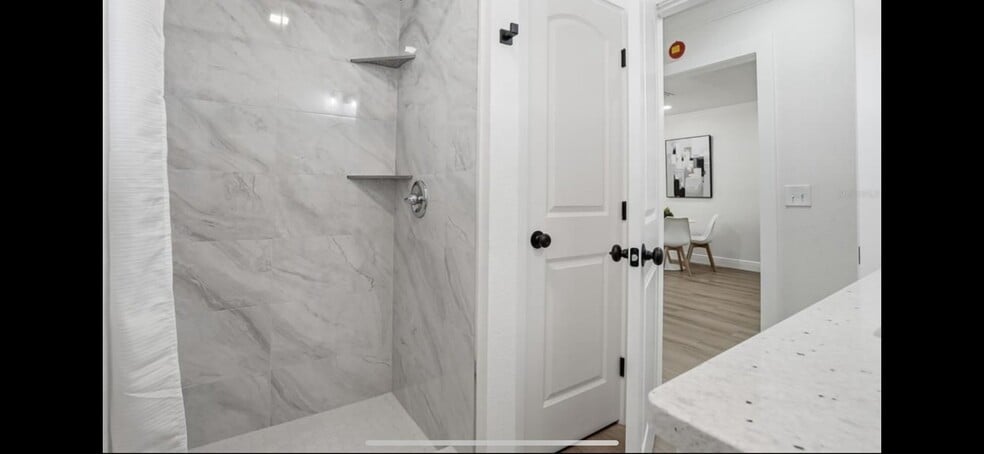 Building Photo - 2206 Gordon St