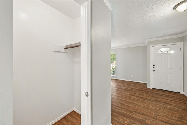 Building Photo - 25114 Spring Ridge Dr
