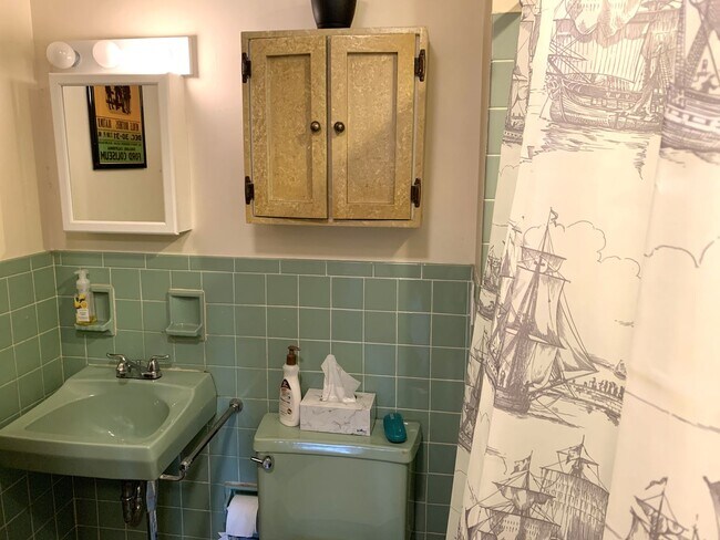 Building Photo - 4349 Murray Ave