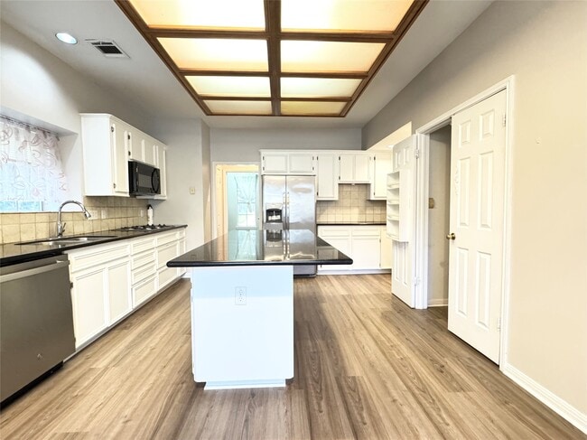 Building Photo - 4510 Colony Hills Dr