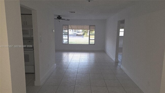 Building Photo - 9507 NW 80th Ct