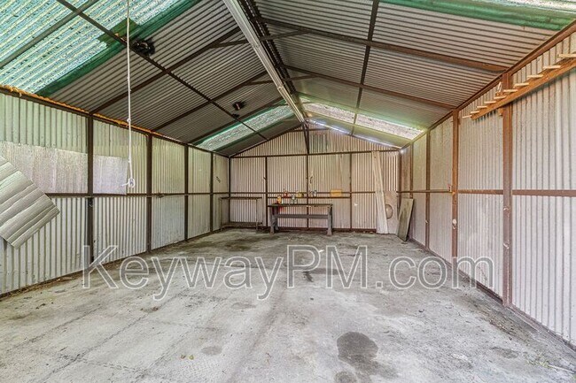 Building Photo - 116 Thomas Dr