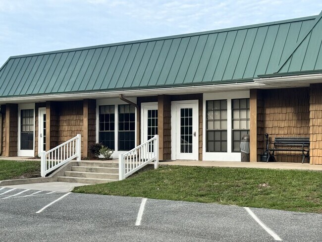 Building Photo - 3165 SW 108th St