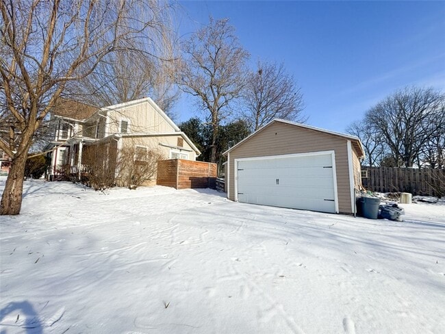 Building Photo - 41 W Buffalo St