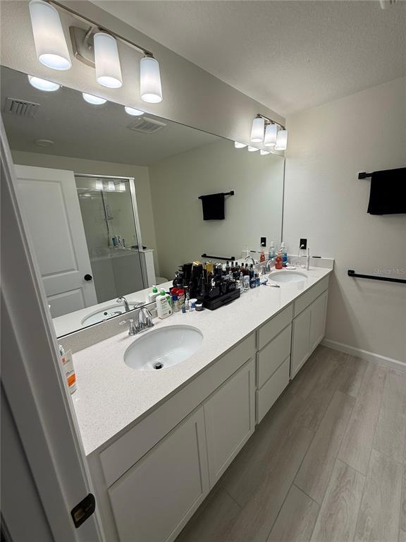 Building Photo - 14722 Outfitter St