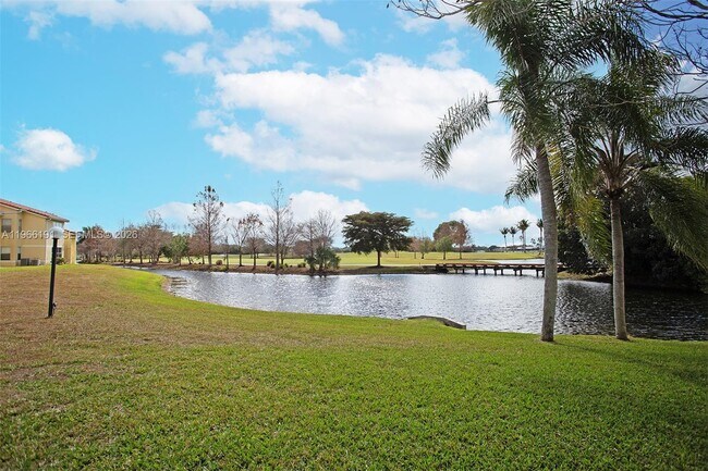 Building Photo - 12650 Vista Isles Dr