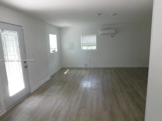 Building Photo - 551 Avenida Del Sur