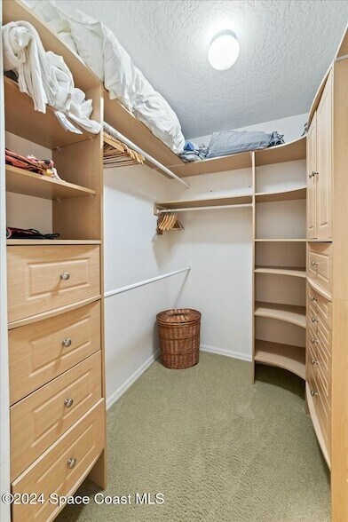 Building Photo - 925 Jimmy Buffett Mem Hwy