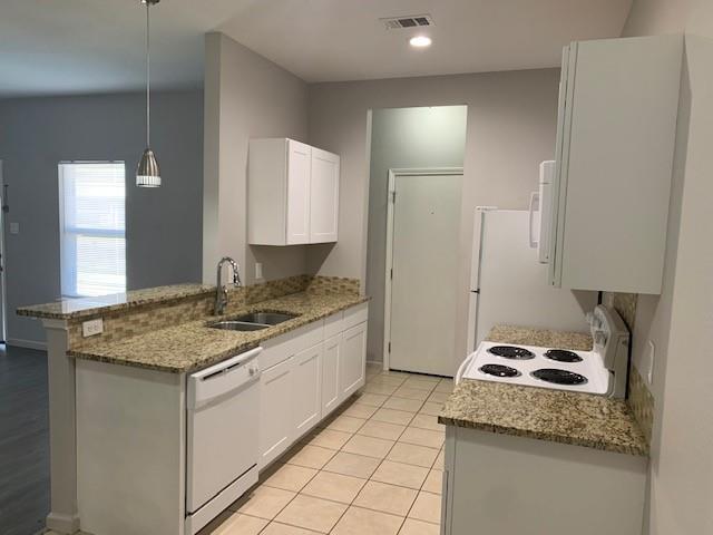 Building Photo - 7503 Novella Dr