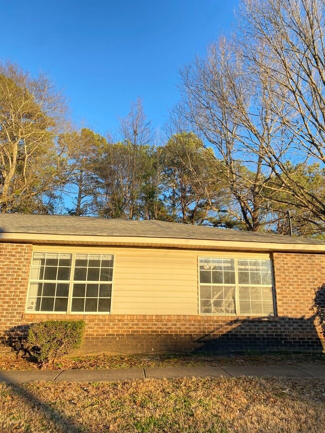 Building Photo - Available Fall 2026!