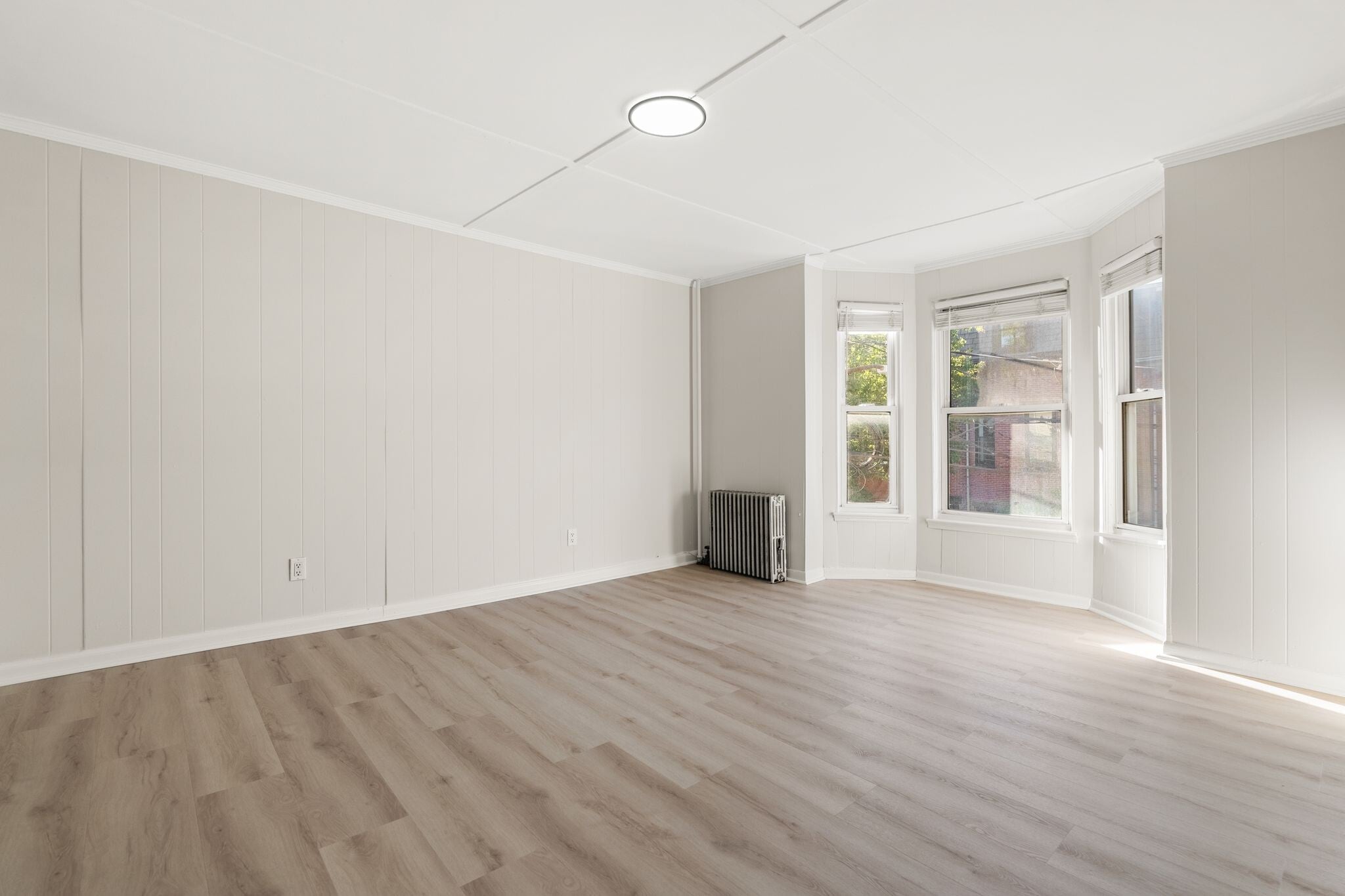 Bedroom 1 - 122 Saratoga St
