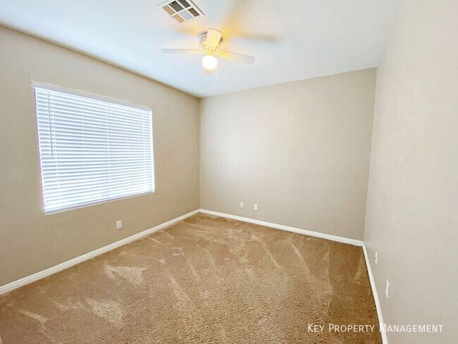 Building Photo - 9057 Spinning Wheel Ave
