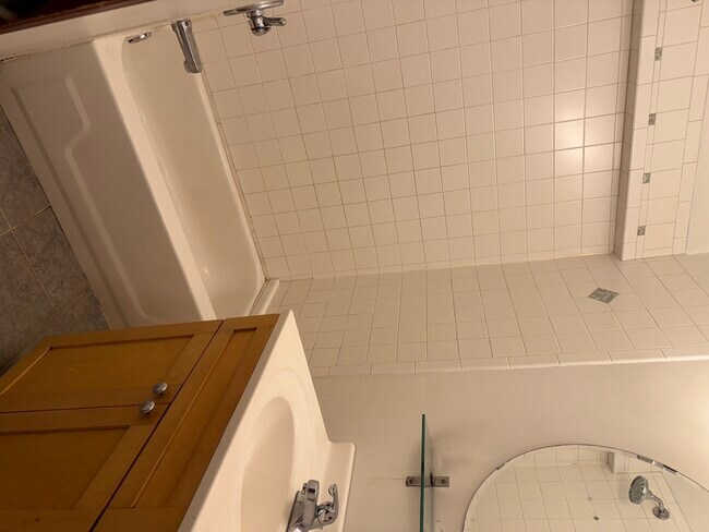 Building Photo - 2346 S Marshall Blvd