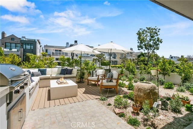 Building Photo - 711 Heliotrope Ave