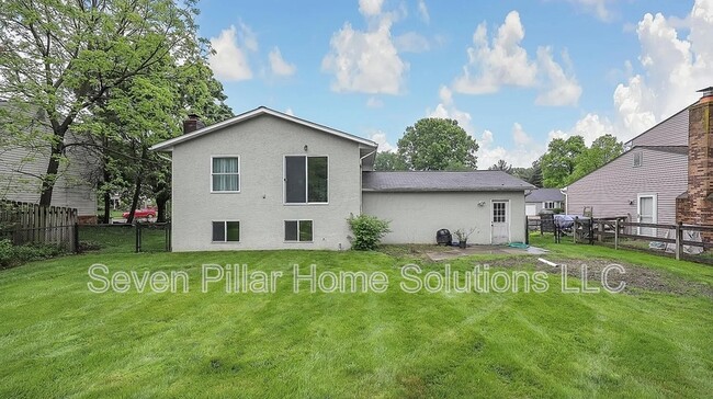 Building Photo - 1159 Belle Meade Pl