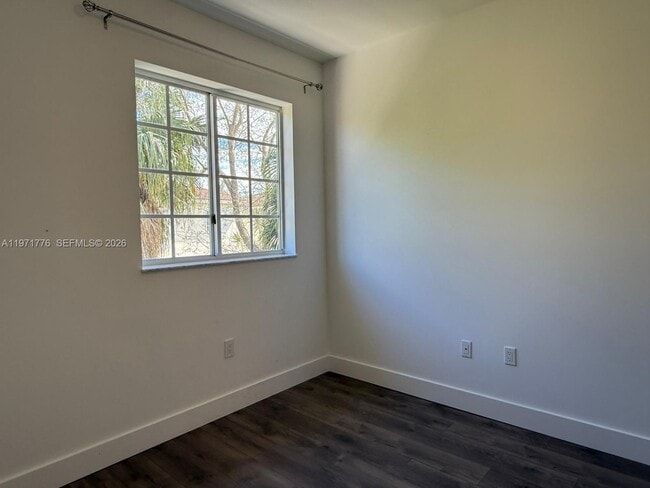 Building Photo - 20711 SW 80th Ct