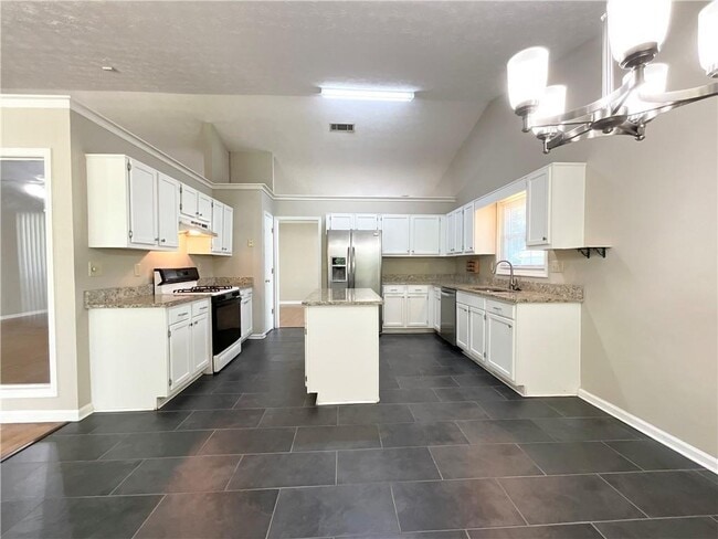 Building Photo - 3070 Bugle Dr