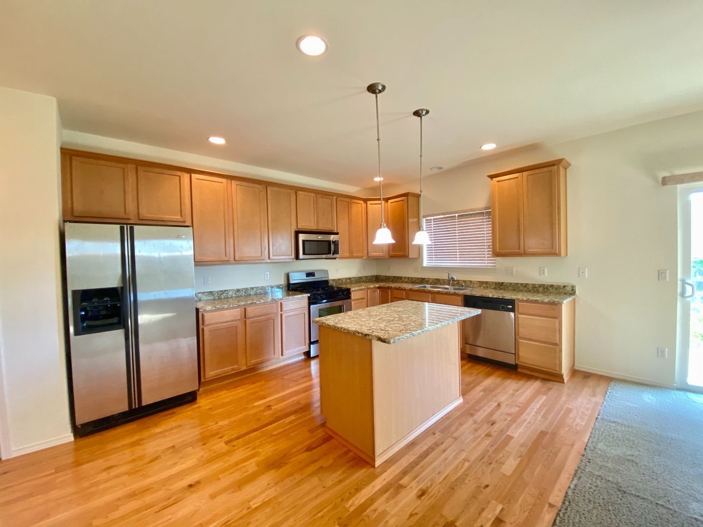 Building Photo - Next to Marysville Getchell High School