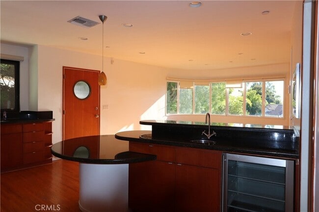 Building Photo - 703 Luton Dr