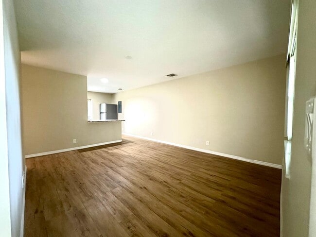 Building Photo - 3561 Burma Ct