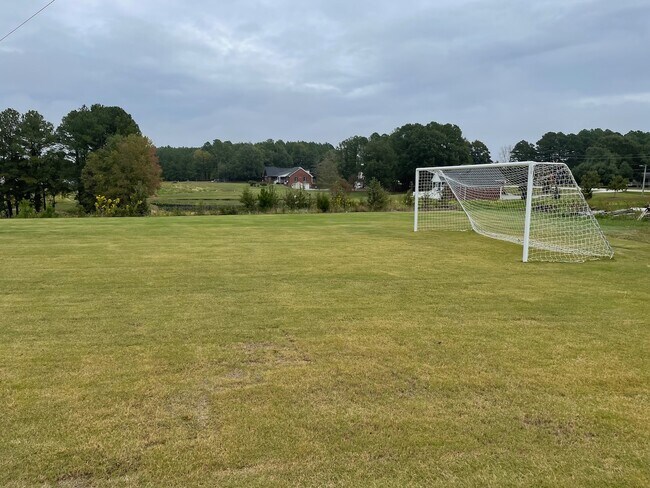 Building Photo - 3021 Worthy Way