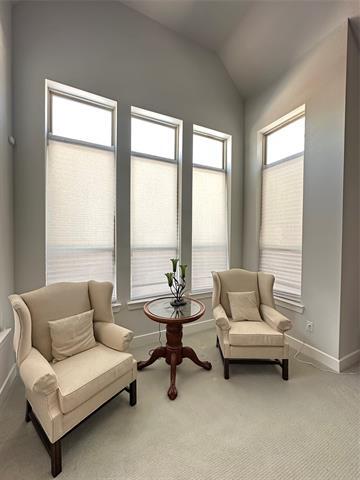 Building Photo - 3880 Verona St