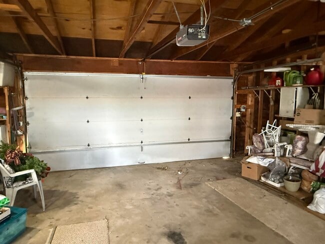 Building Photo - 2893 County Rd Z