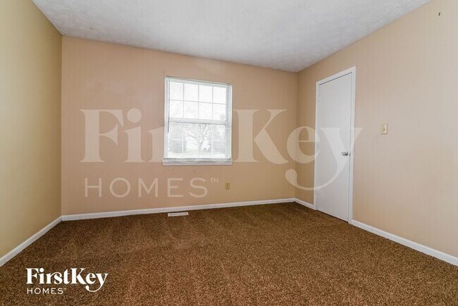 Building Photo - 3119 Cherry Lake Rd