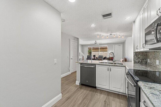 Building Photo - 4506 Illicium Dr