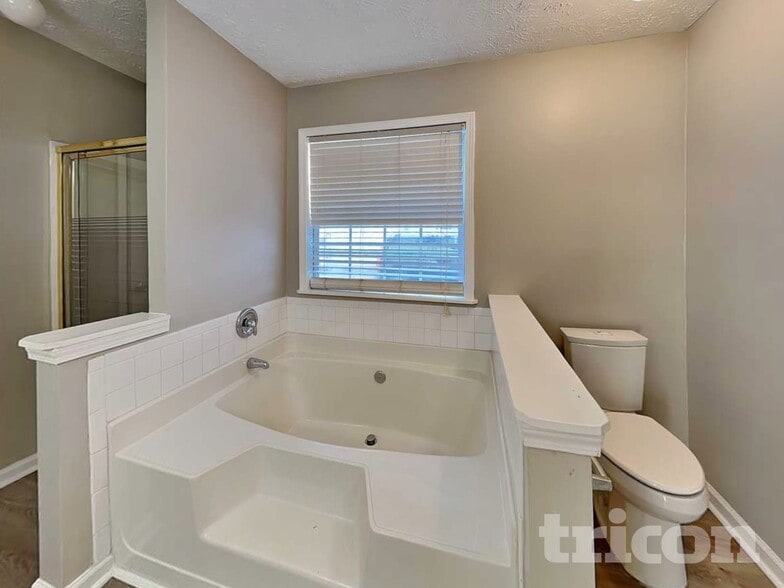 Building Photo - 2930 Arden Ridge Dr