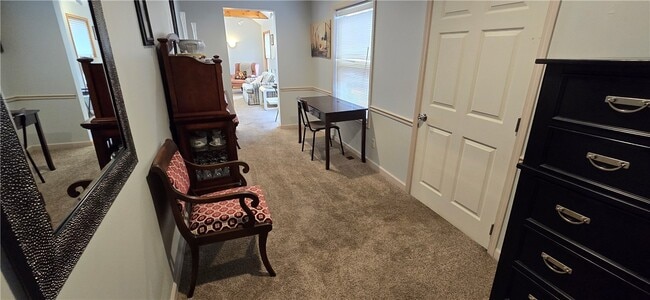 Building Photo - 315 Laurens St