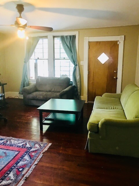 Building Photo - 1032 Curran St NW