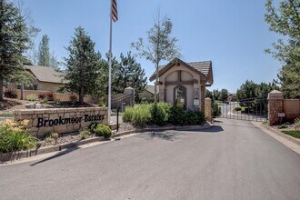Building Photo - Beautiful Home in Gated Community