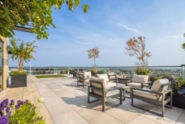 Building Photo - 285 BROADWAY