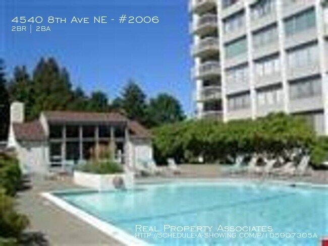 Building Photo - 4540 8th Ave NE