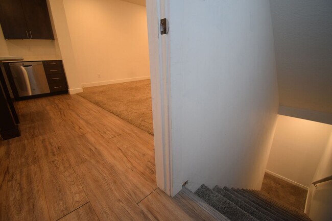 Building Photo - Beautiful 4 Bed Eagle Mountain Home, Near Parks & Paths!!