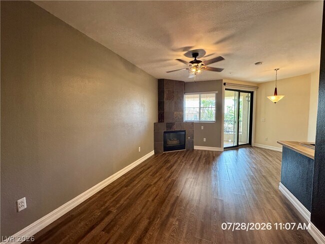 Building Photo - 7143 S Durango Dr