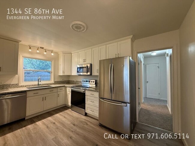 Building Photo - 1344 SE 86th Ave