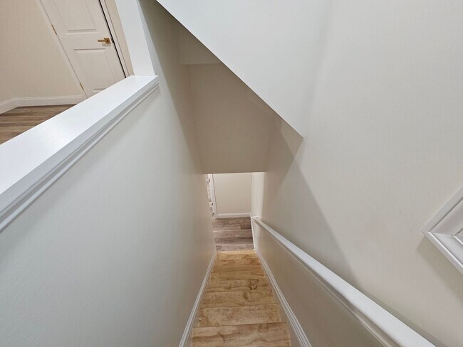 Building Photo - Amazing all new 4 bed 2.5 Bath House for rent!