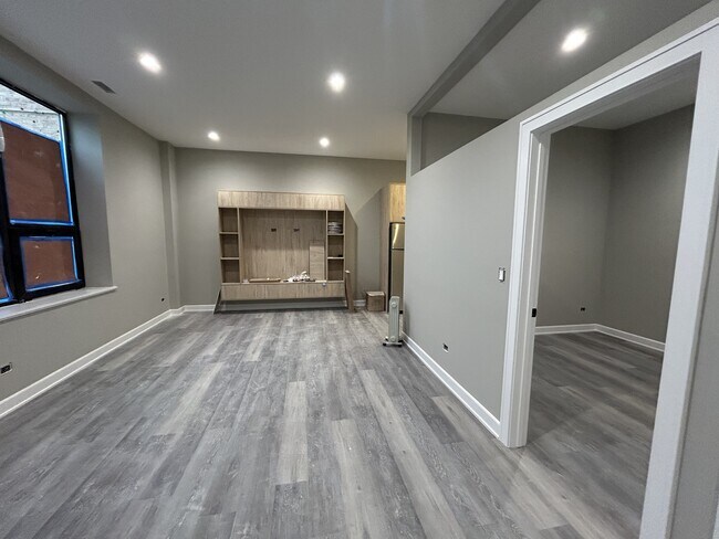 Building Photo - 5912 N Nashotah Ave