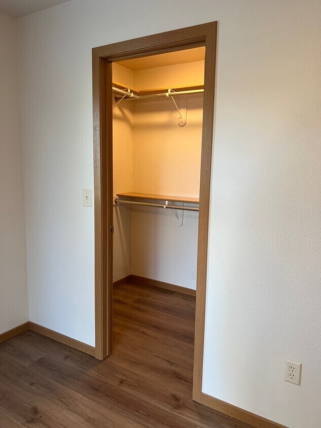 Building Photo - 956 Stahl Ct