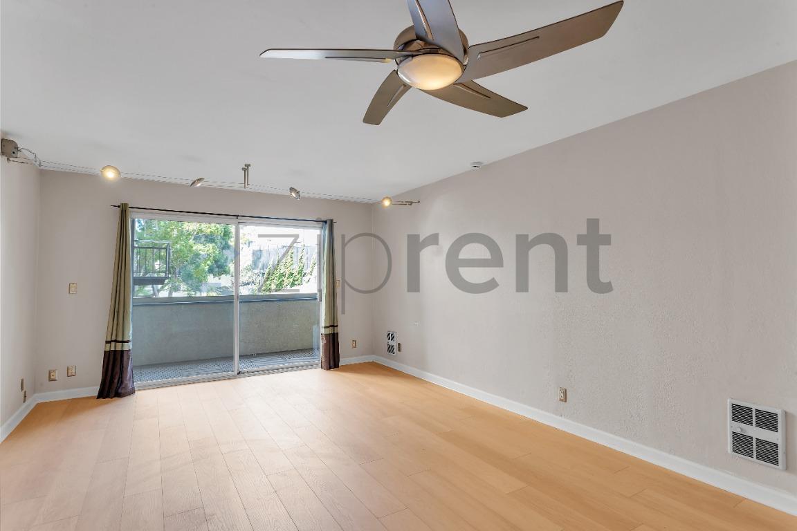Building Photo - 955 Shorepoint Ct