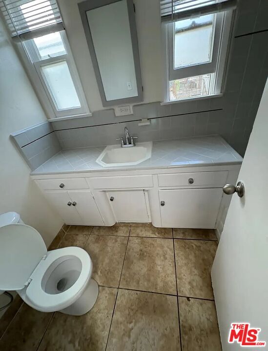 Building Photo - 4131 Palmwood Dr