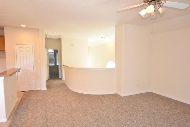 Building Photo - 8059 Villa De Norte St