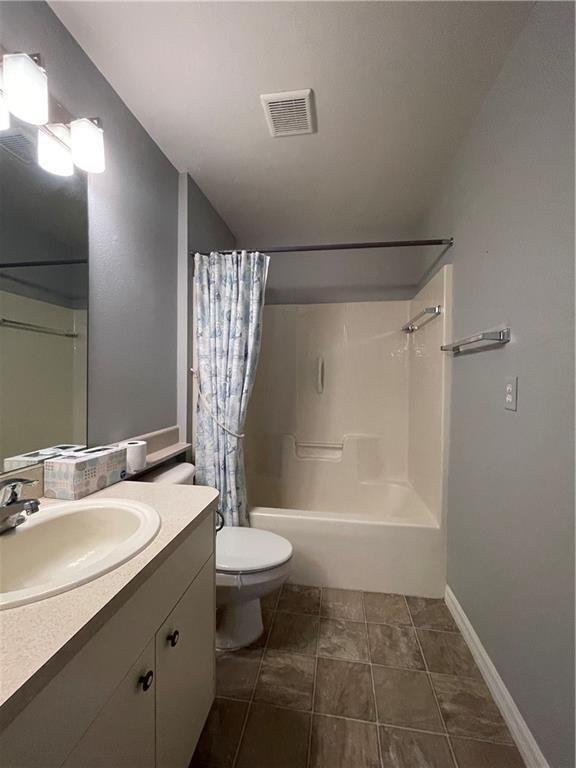 Building Photo - 1435 9th Pl