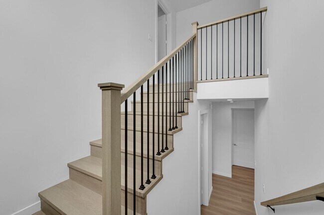 Building Photo - Modern Brand new 5-Bedroom Home for Lease ...